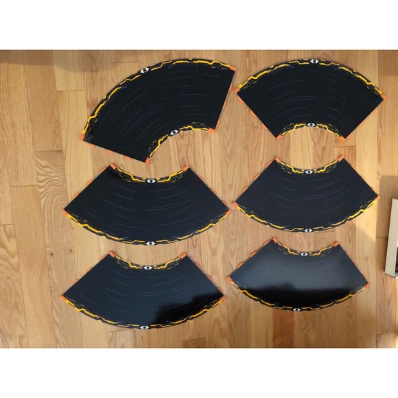 Anki Overdrive Starter Kit With 2 Extra Cars- 4 Cars total - Picture 9 of 16